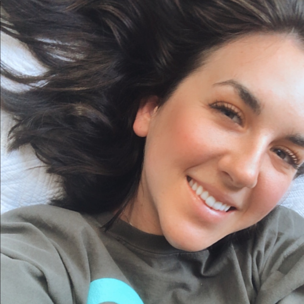 Meet your Posher, Christina